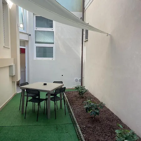 Emma Housee Apartman Rimini